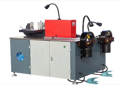 CNC-hydraulische Stromschienenbearbeitungsmaschine mit Biegen, Stanzen und Schneiden